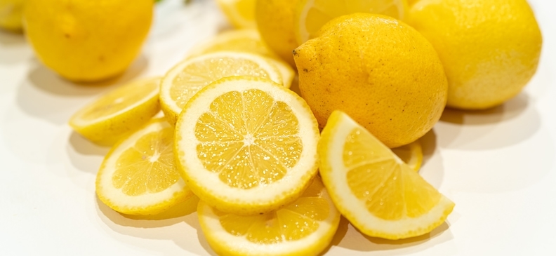 Продукт Лимон: польза, вред, применение и рекомендации для похудения